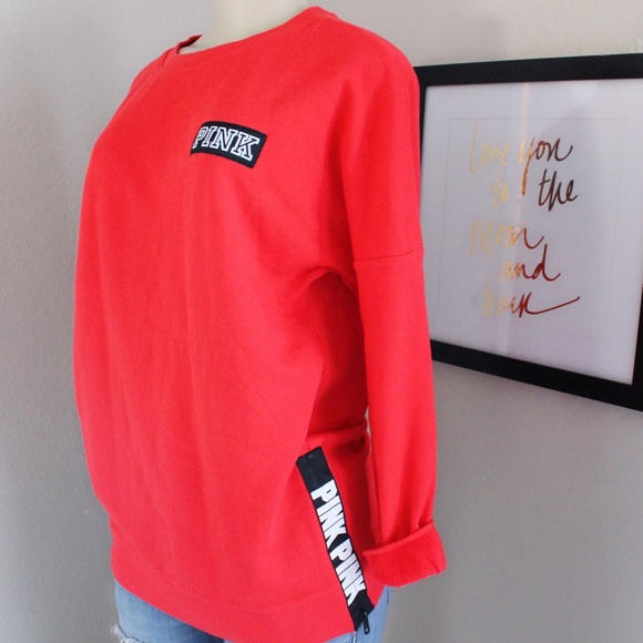 Sweaters - Pink Victoria Secret Crew Neck Pullover⭐️